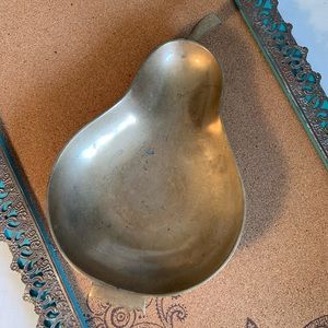 Vintage Brass Pear Trinket Dish (B10)